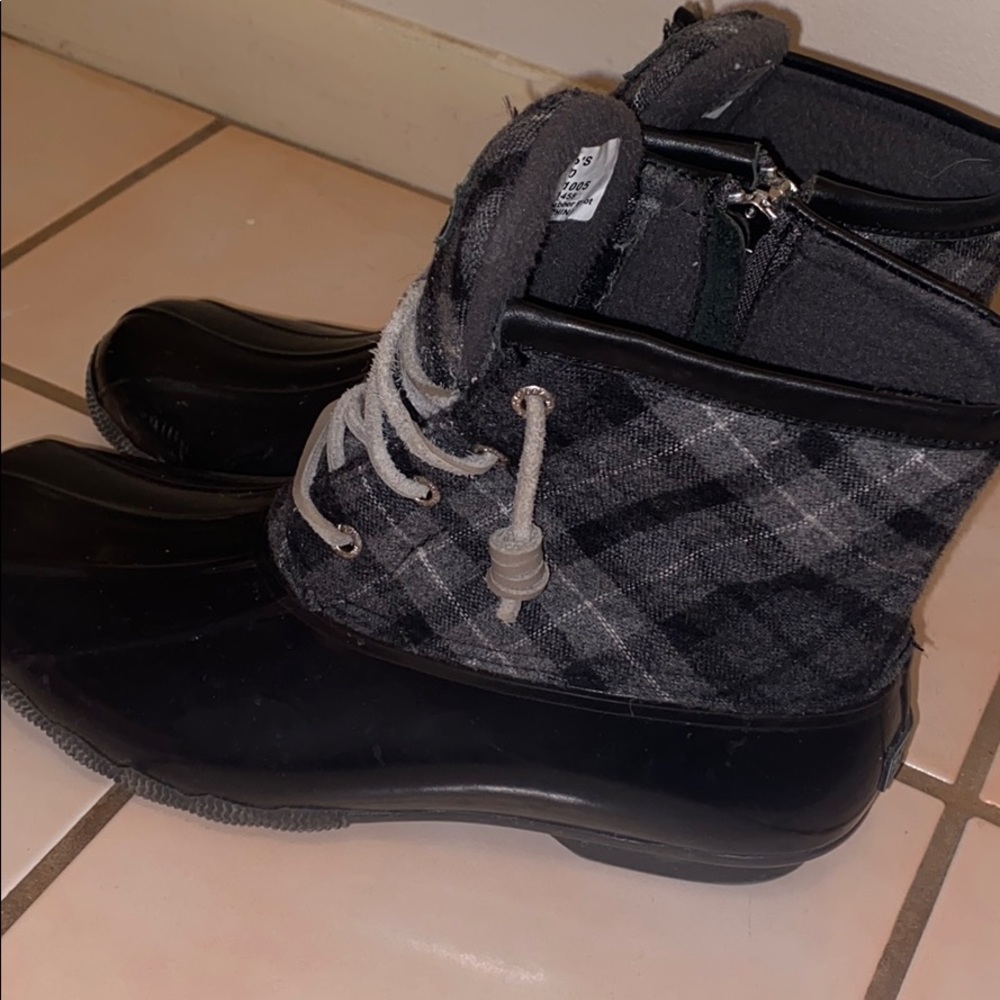 Black Womens sperry duck boots